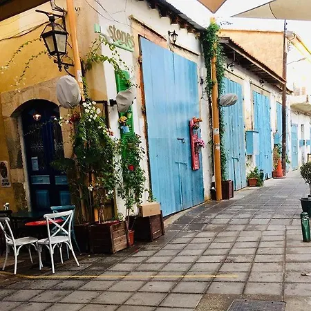 公寓 Elegant Finikoudes Walking Distance Apartments. 拉纳卡